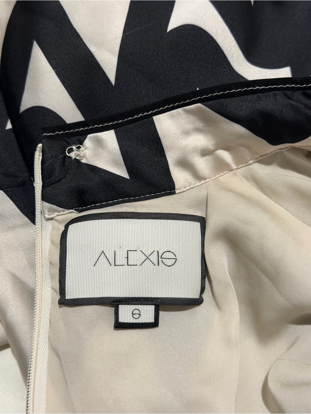 Alexis Cream and Black One-Shoulder Graphic Mini Dress, pre-owned, size small - Picture 9 of 9